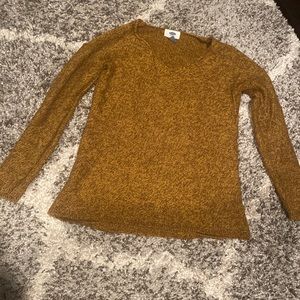 Old navy sweater